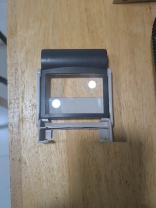 Lupa con luz para Game Boy Color