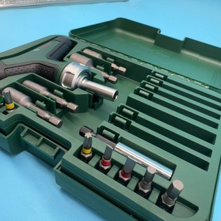 - Bosch B0DGGBDLR9 destornillador carraca 22
