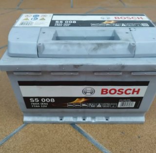 Batería Bosch S5 008 77Ah 12V