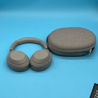 - Sony WH1000XM4 auriculares inalámbricos