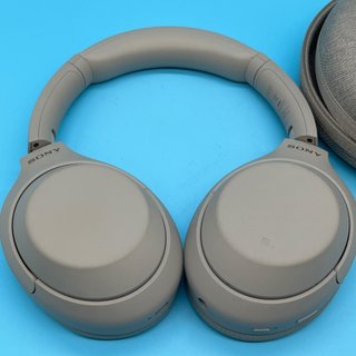 - Sony WH1000XM4 auriculares inalámbricos