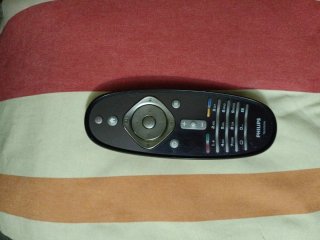 TV Philips 37"  averiado necesita Reparación