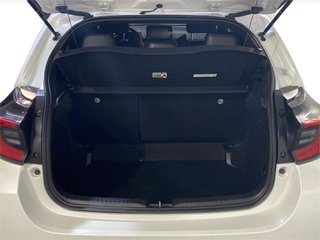 TOYOTA Yaris 120H 1.5 Style