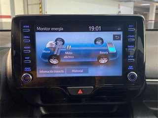 TOYOTA Yaris 120H 1.5 Style