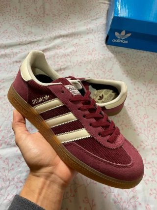 Adidas Handball Spezial Rojo T.44