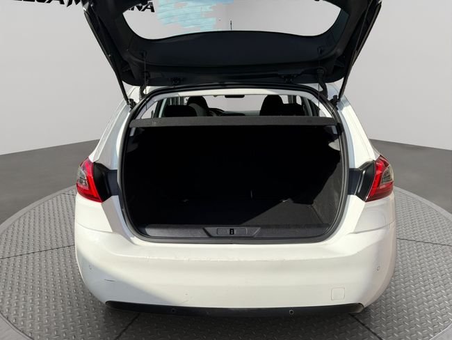 Peugeot 308 2021, foto 8