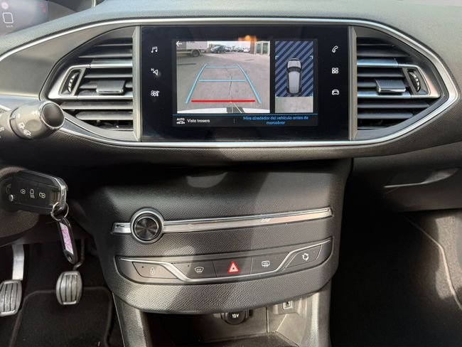 Peugeot 308 2021, foto 12