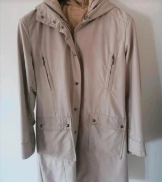 Impermeabile beige taglia 42