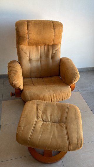 Nevera, lavadora y muebles