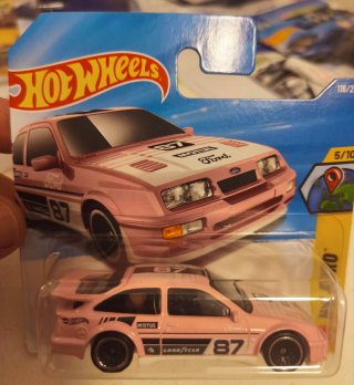 Hot Wheels Ford Sierra RS Cosworth Rosa 87