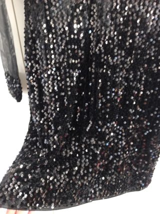Abito da sera con paillettes nero