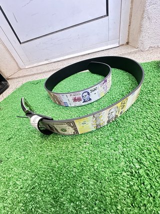 Cinto Estampado Notas 120cm