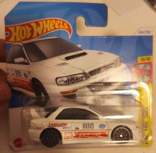 Hot Wheels Subaru Impreza 368 Blanco 244/250