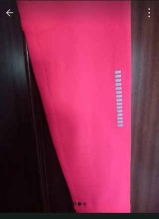 Leggings deportivos rosas con bolsillos