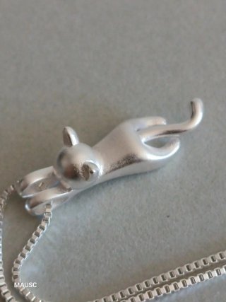 Colgante en forma de gato | cadena de plata 925