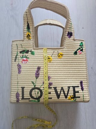 Bolso Loewe Beige Flores Bordadas