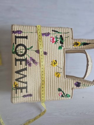 Bolso Loewe Beige Flores Bordadas