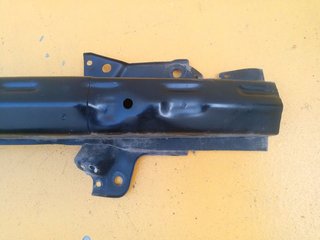 REFUERZO PARAGOLPES DELANTERO VOLKSWAGEN GOLF IV BERLINA (1J1) Advance