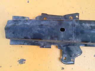 REFUERZO PARAGOLPES DELANTERO VOLKSWAGEN GOLF IV BERLINA (1J1) Advance