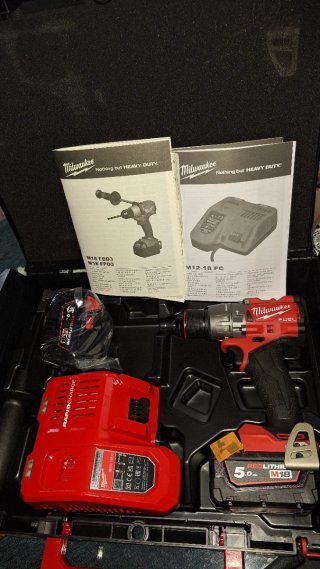 Taladro Percutor Milwaukee M18 FPD3-502X