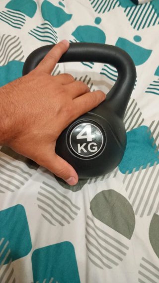 Pesa Rusa Kettlebell 4 KG Negra
