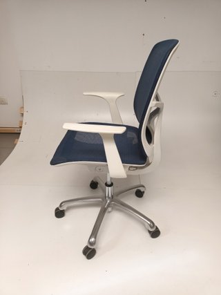 Silla de oficina ergonómica