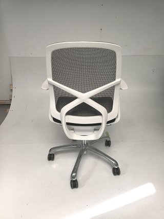 Silla de oficina ergonómica