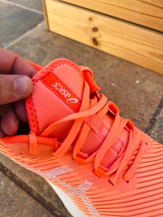 Zapatillas Asics Versablast en perfecto estado