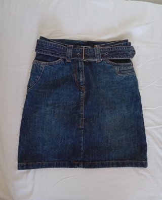Vintage denim high rise miniskirt with belt