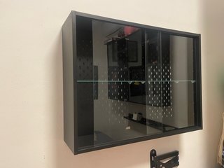 Vitrina Ikea Uppspel negra