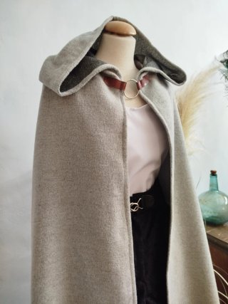 Capa Medieval/Cosplay Gris