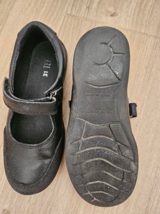 Zapatos escolares negros talla 31