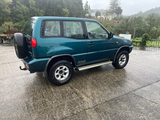 Nissan Terrano II