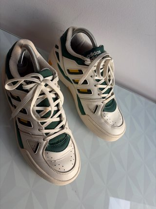Zapatillas Adidas Blancas y Verdes