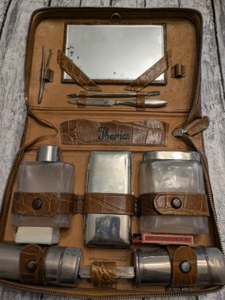 Neceser de viaje vintage caballero