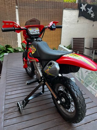 Moto a batería Feber roja