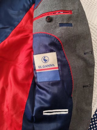 Americana El Ganso Talla 48 Gris Forro Rojo