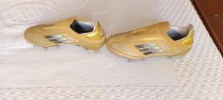 Scarpe da calcio Adidas F50 per bambini, taglia 35