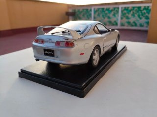 Toyota Supra A80 Kyosho 1/18