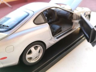 Toyota Supra A80 Kyosho 1/18