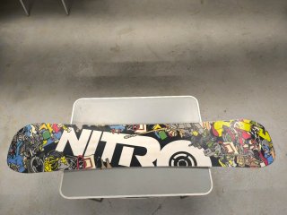 Tabla de snowboard Pro model Nitro Eero Ettala.