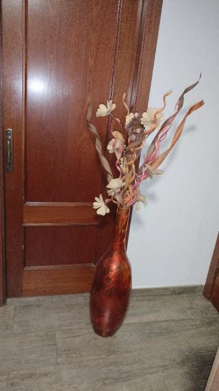 Jarrón de cristal grande marrón y dorado