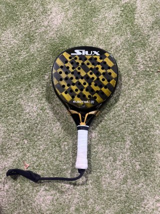 Pala Pádel Siux Electra ST4