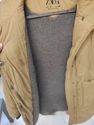 Cazadora Zara acolchada capucha M