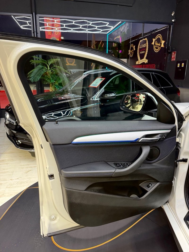 BMW X2 sDrive18d 2022, foto 19