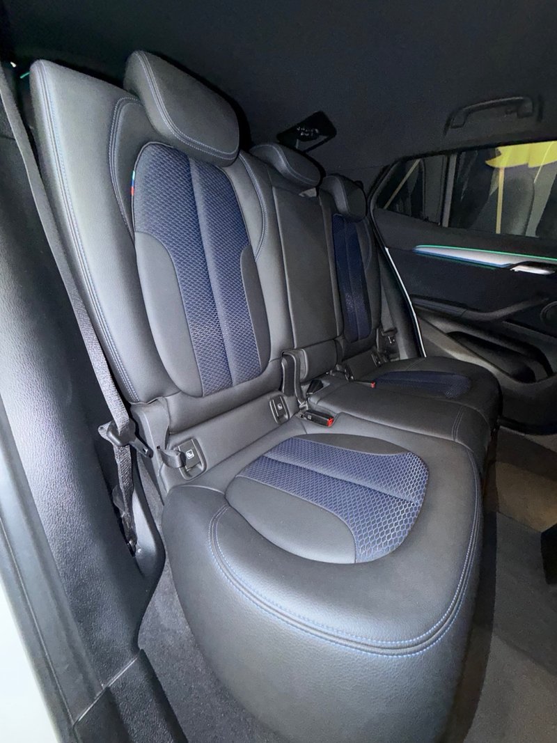 BMW X2 sDrive18d 2022, foto 30