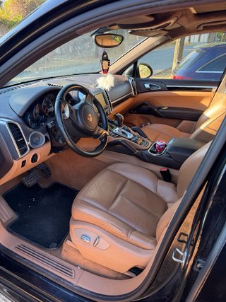 Porsche Cayenne 2012