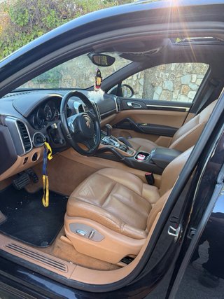 Porsche Cayenne 2012