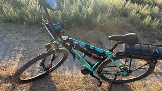 Bicicleta Megamo con motor Bagfan 250W, 36V