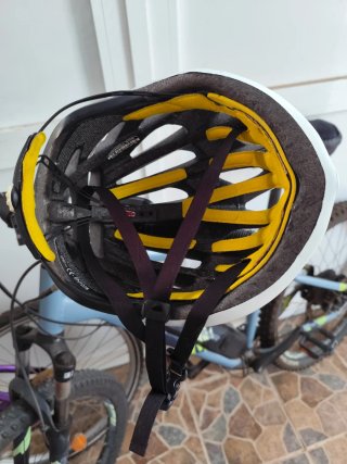 Casco Mavic Cosmic Pro Talla M bicicleta.